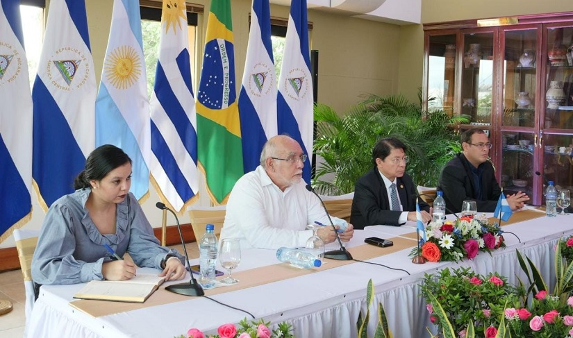 embajadores2